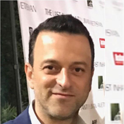 Dr Andre Barkhordarian with iPain Summit